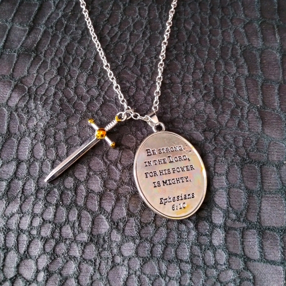 Michael The Archangel Pendant Necklace - Picture 4 of 4